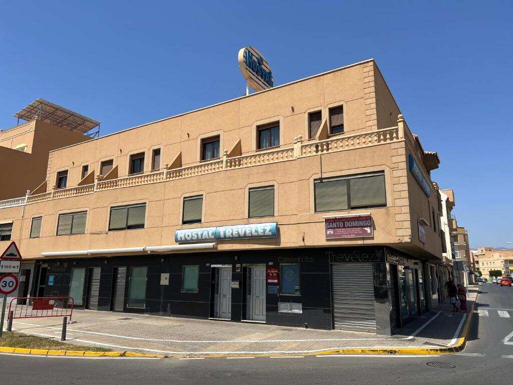 Hostal Trevelez building on Av. del Oasis in El Ejido